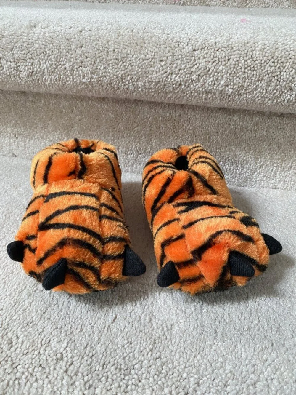 Lazy One Tiger Paw Striped Slippers Size 8/9 Toddler Great For Costume